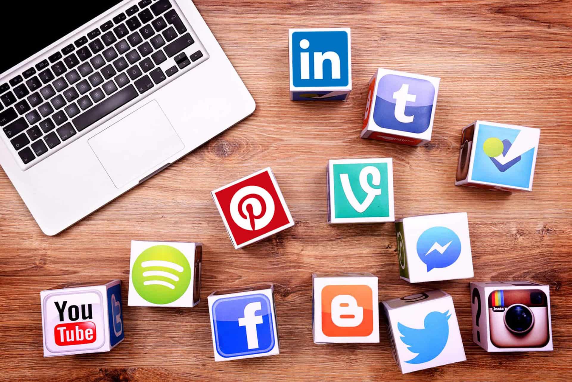 social-media-jobhop