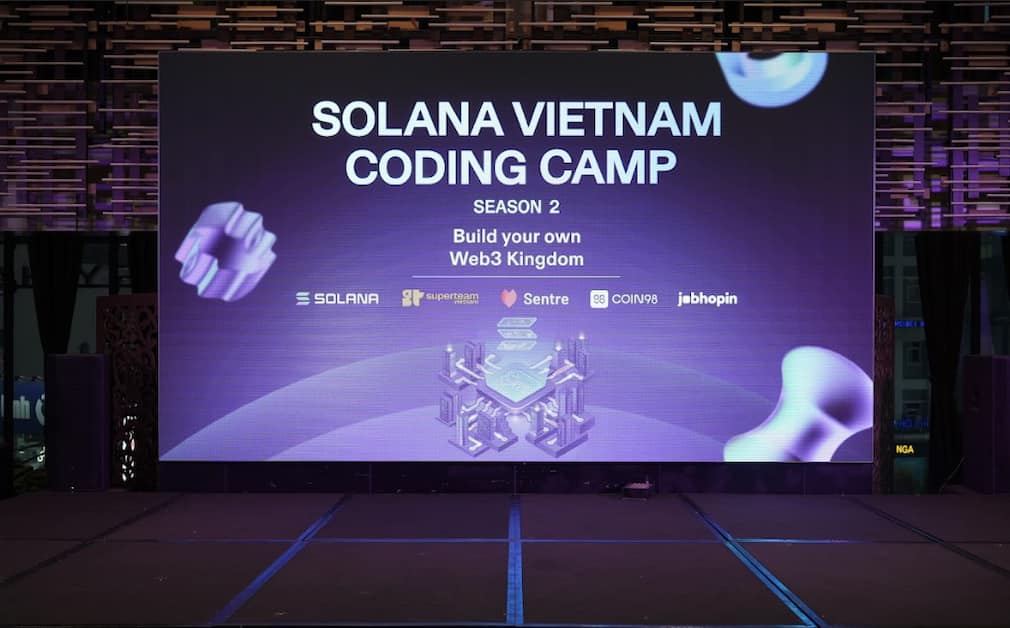 Đêm trao giải Solana Coding Camp Mùa 2 diễn ra thành công rực rỡ!